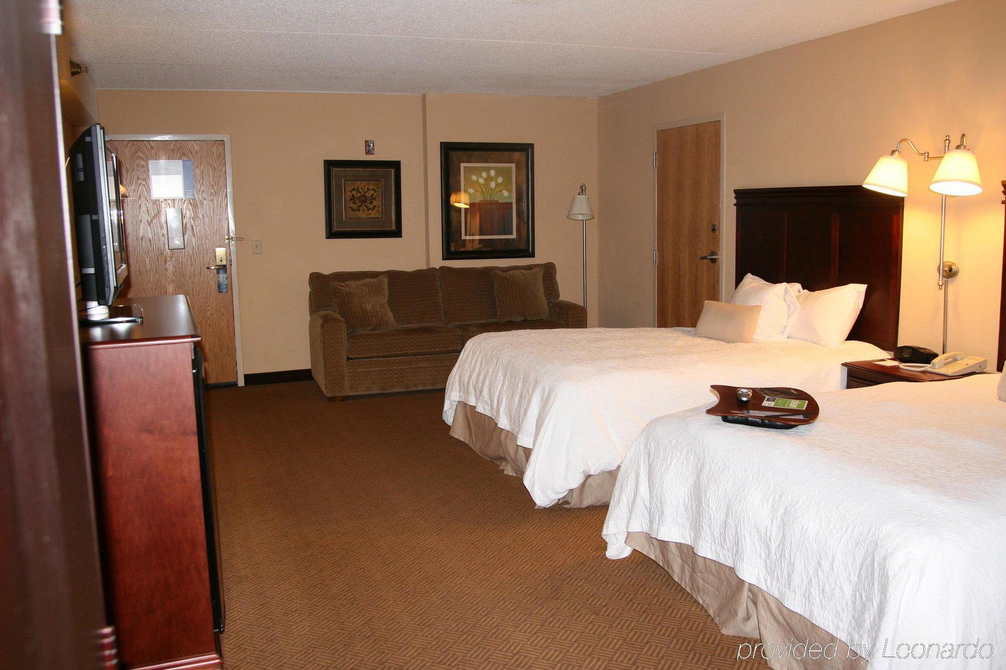 Hampton Inn Tuscaloosa - East Room photo