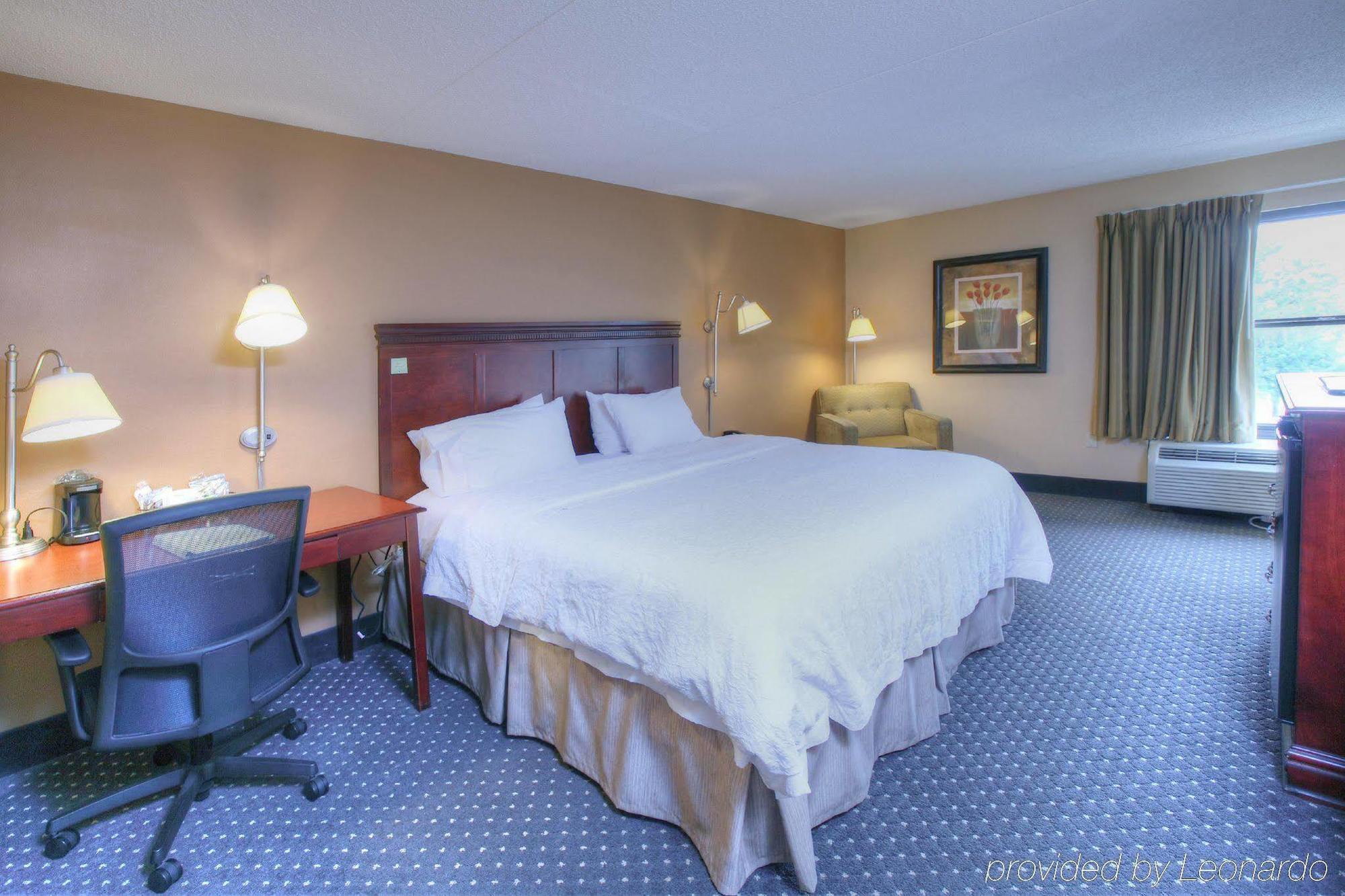 Hampton Inn Tuscaloosa - East Exterior photo
