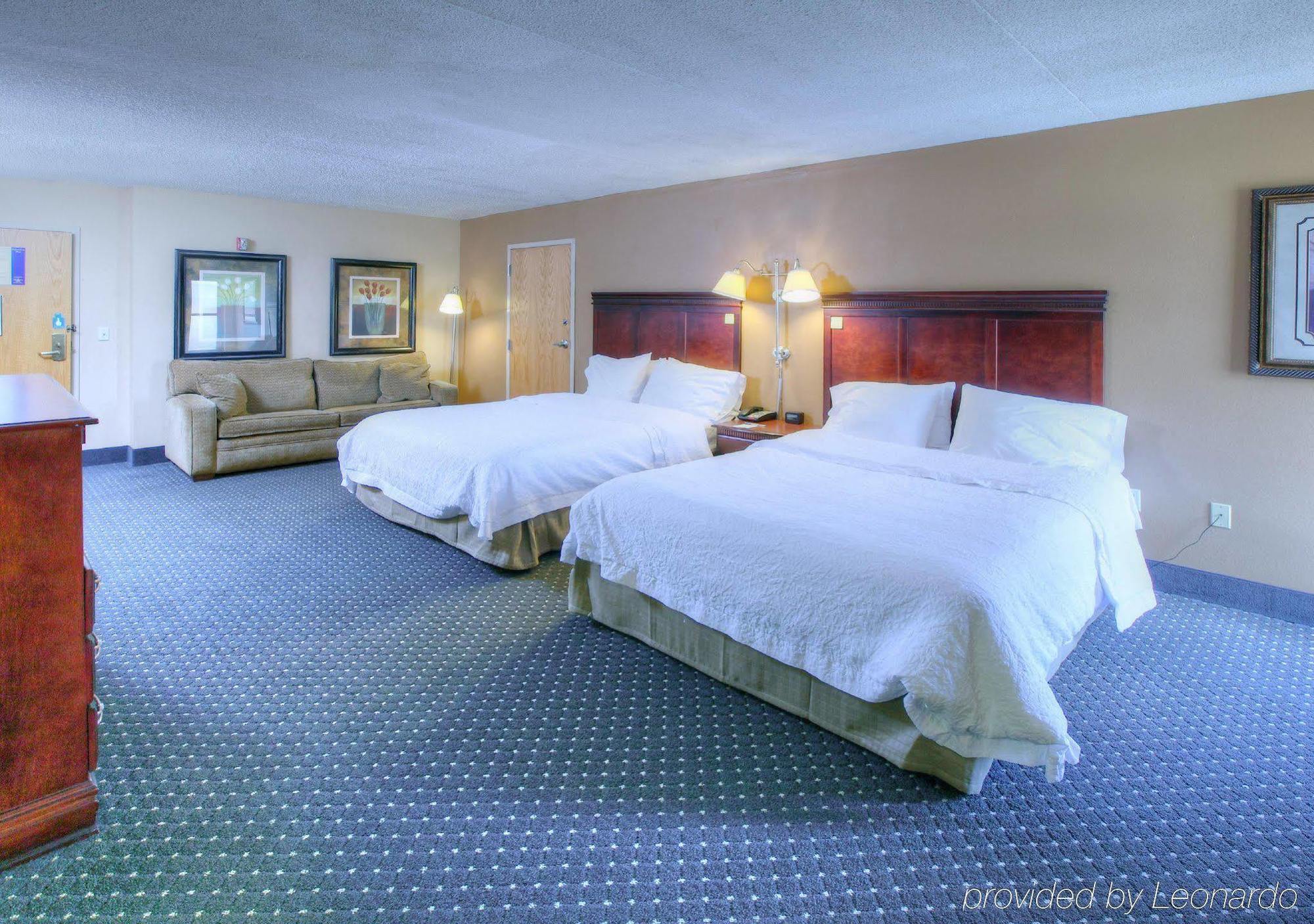 Hampton Inn Tuscaloosa - East Exterior photo