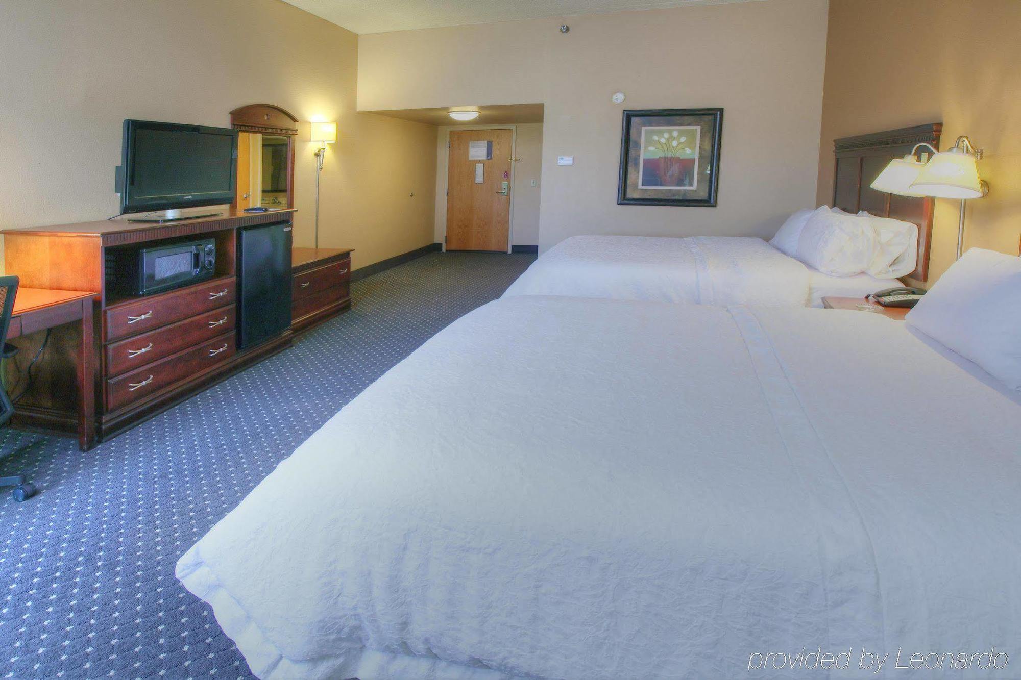 Hampton Inn Tuscaloosa - East Exterior photo