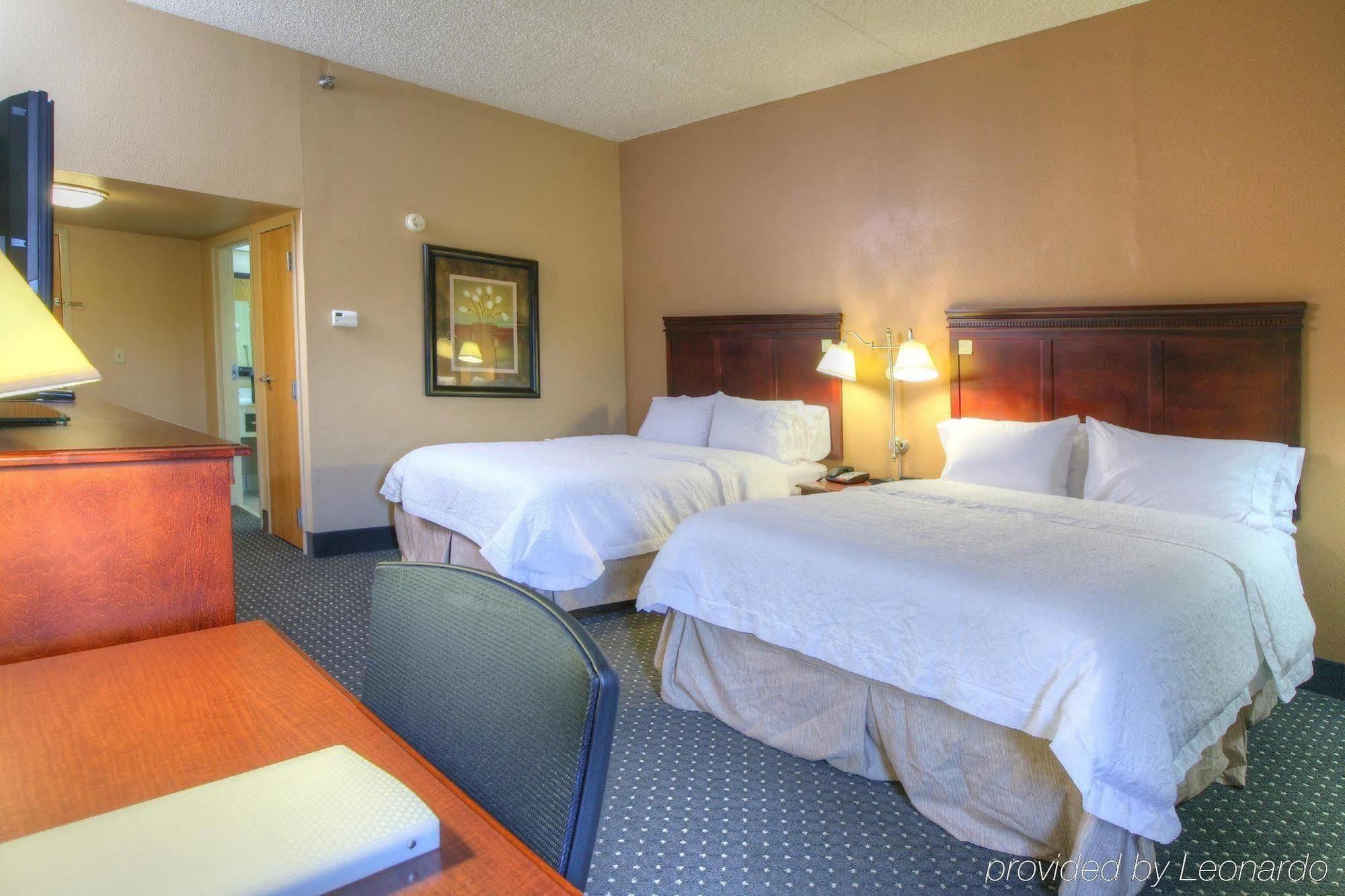 Hampton Inn Tuscaloosa - East Exterior photo