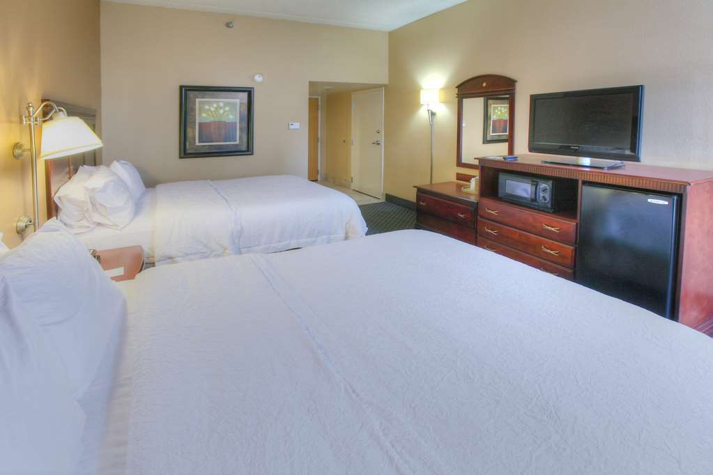 Hampton Inn Tuscaloosa - East Room photo